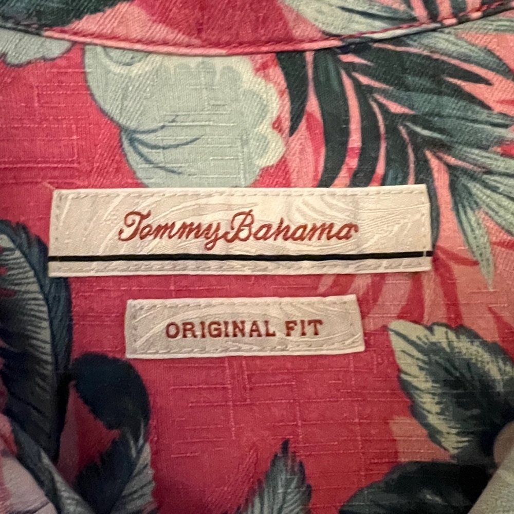 Vintage Tommy Bahama 100% Silk Pink Floral Hawaiian Shirt - Picture 2 of 7